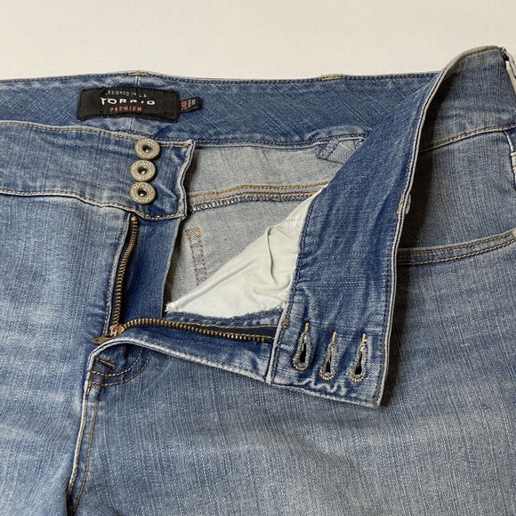 Torrid Premium Destroyed Skinny Jegging Light Wash Denim Jeans Size 24 R - Picture 7 of 11